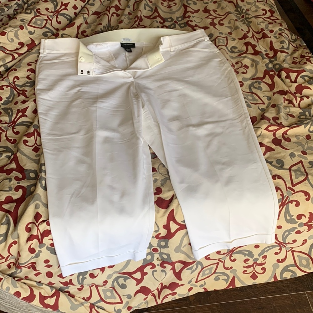 Lane Bryant size 24 white pants